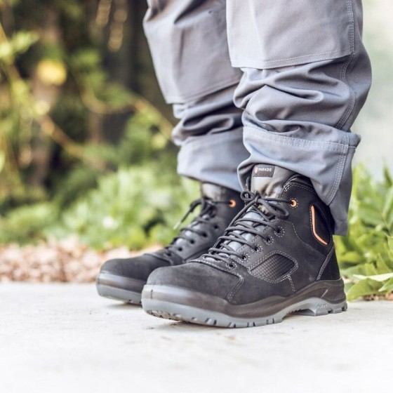 CHAUSSURES DE SECURITE HAUTES TREYK